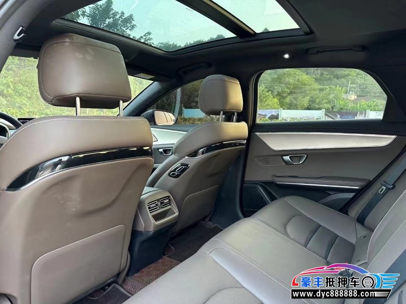 21年比亚迪汉轿车抵押车出售