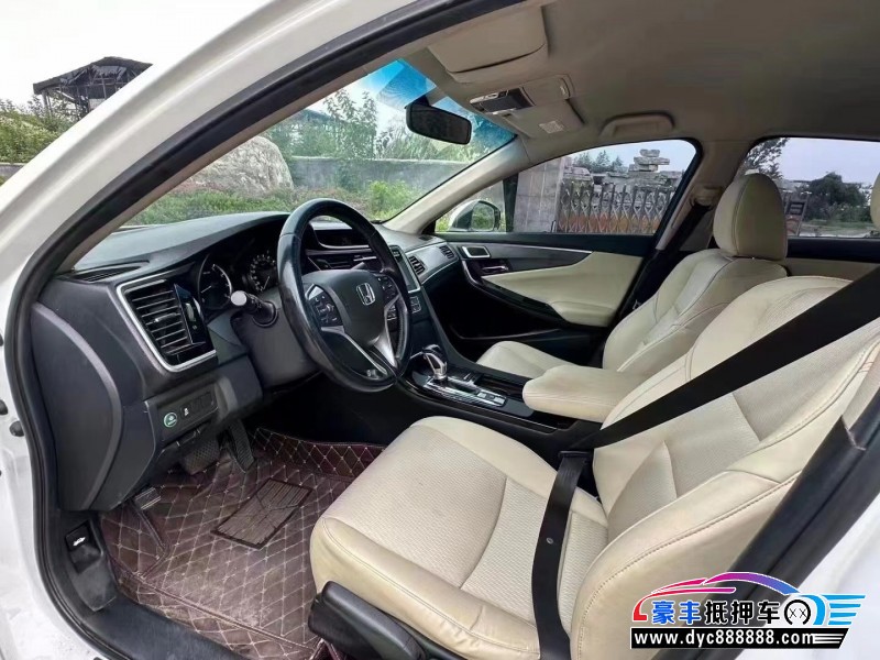 16年本田思铂睿轿车抵押车出售