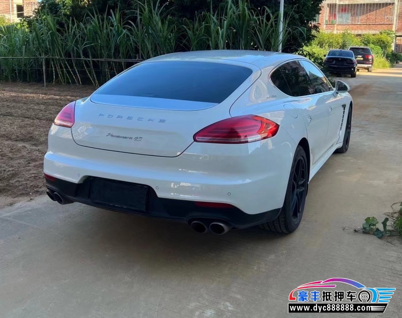 15年保时捷帕纳梅拉轿车抵押车出售