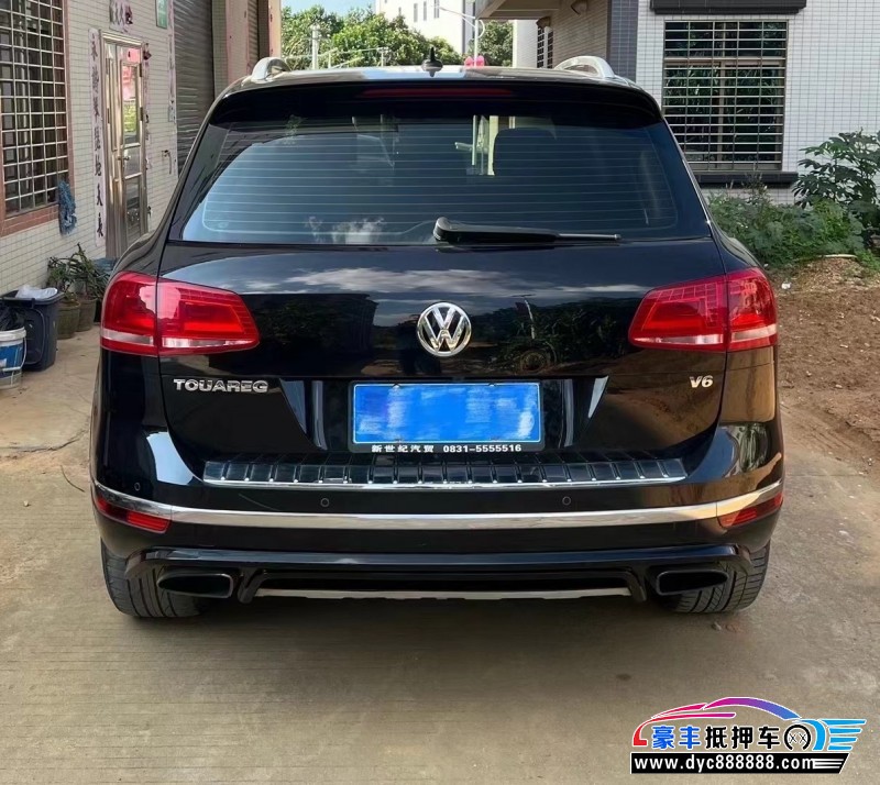 18年大众途锐轿车抵押车出售