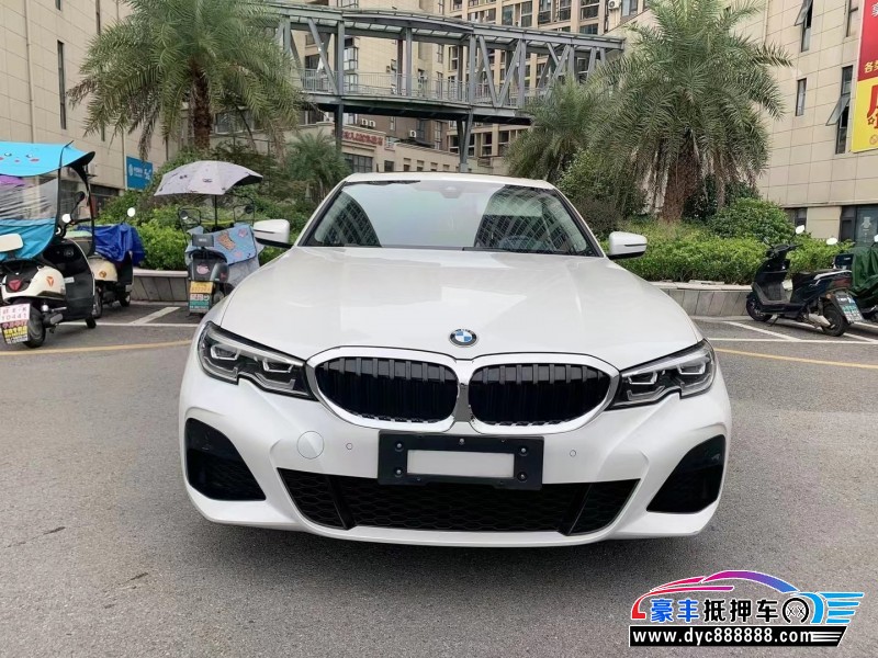 21年宝马3系轿车抵押车出售