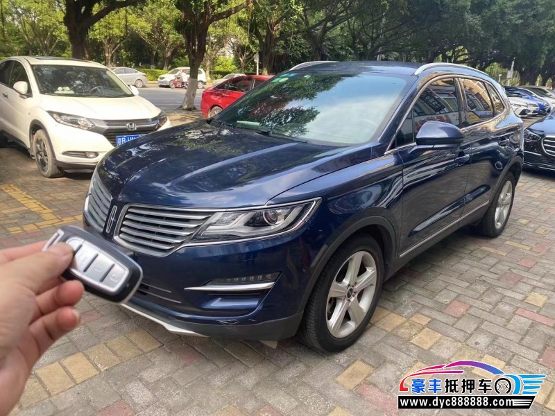 17年林肯MKC轿车抵押车出售