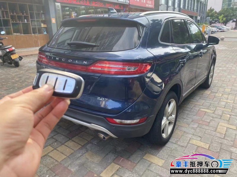 17年林肯MKC轿车抵押车出售