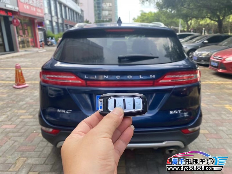 17年林肯MKC轿车抵押车出售