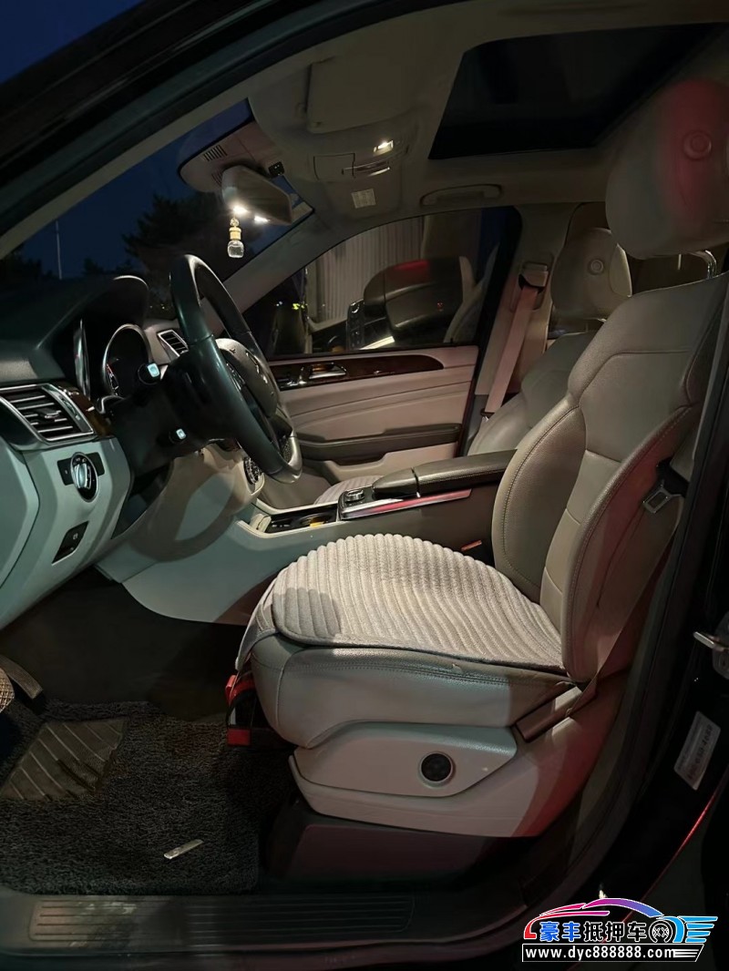 12年奔驰MLSUV抵押车出售