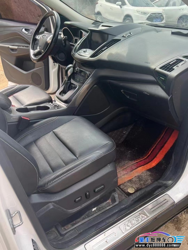 15年福特翼虎轿车抵押车出售