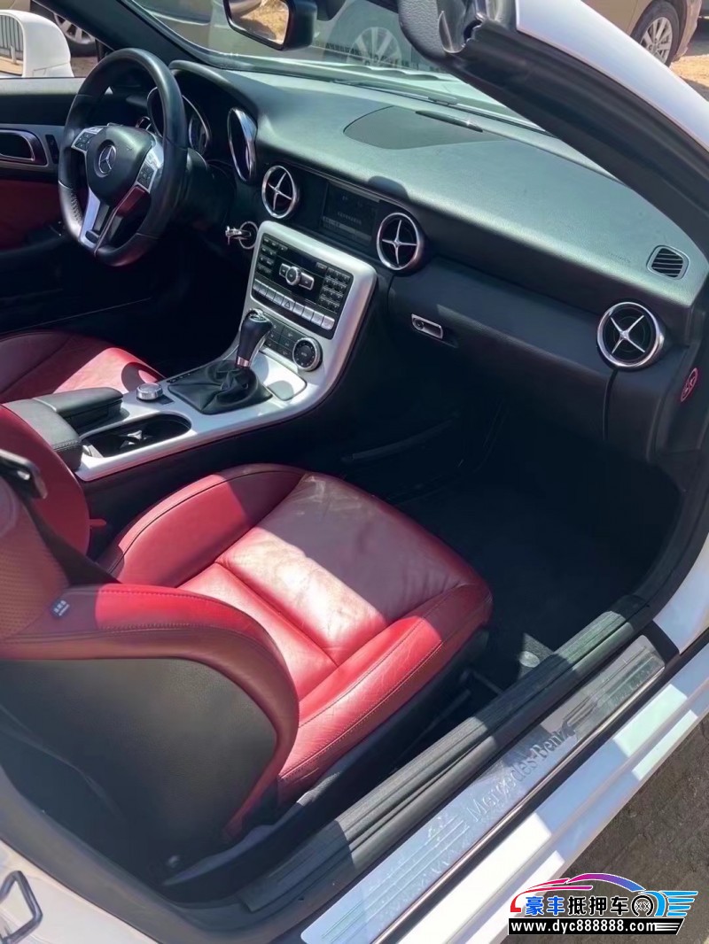 14年奔驰SLK轿车抵押车出售
