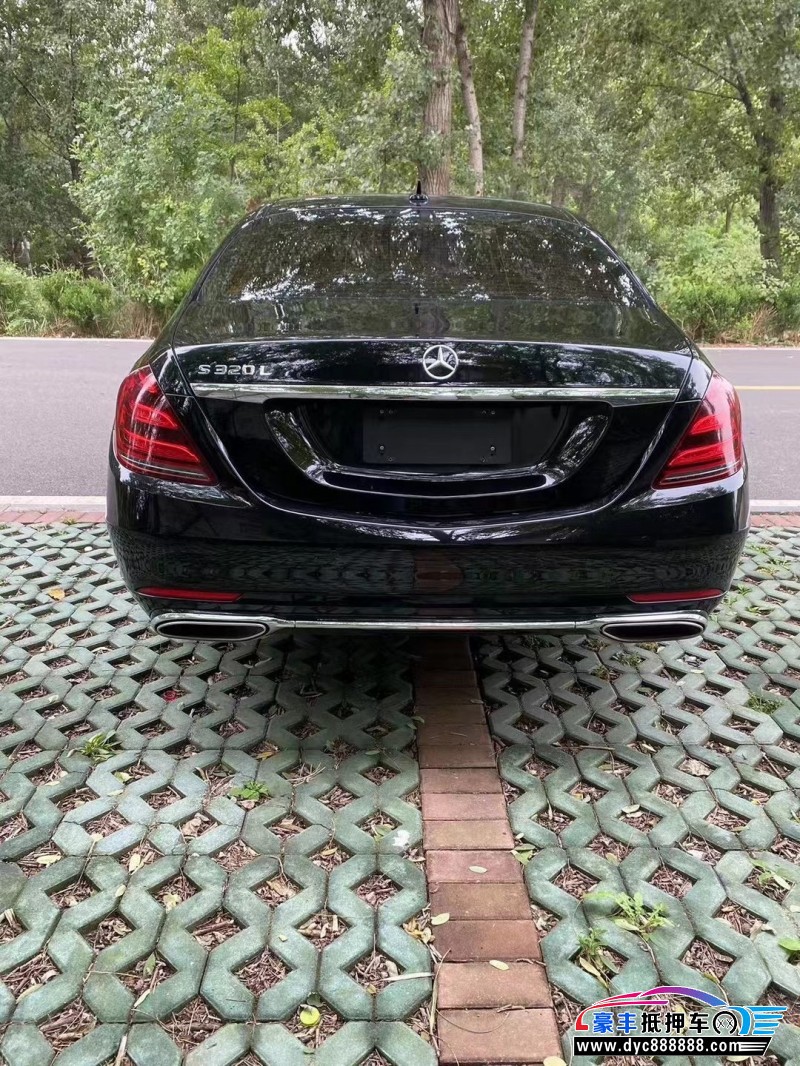 19年奔驰S轿车抵押车出售