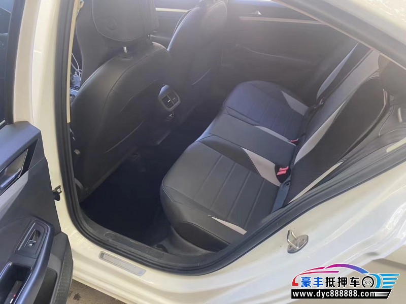 21年大众宝来轿车抵押车出售