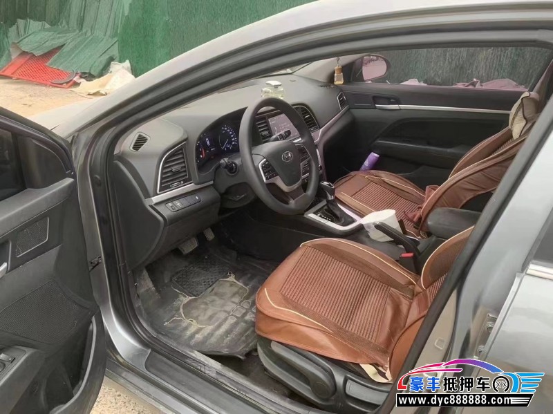 19年现代领动轿车抵押车出售