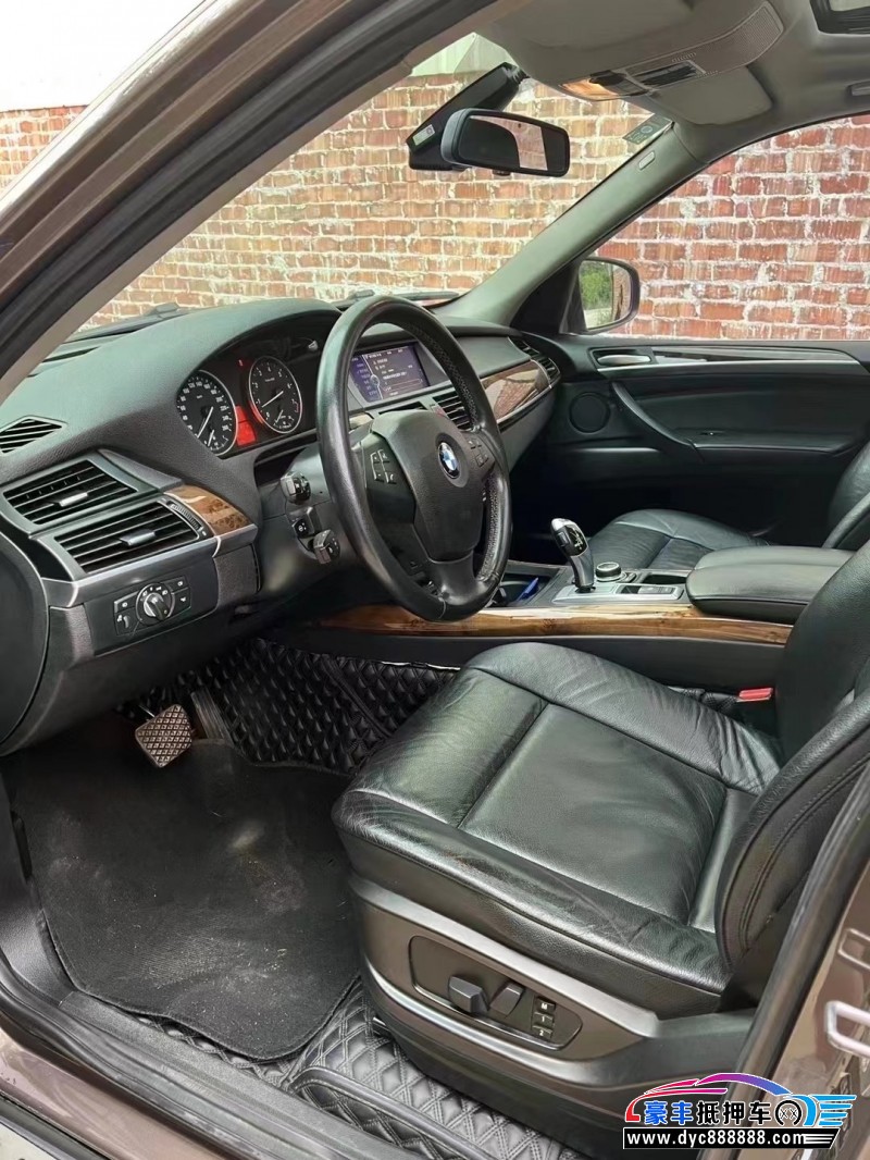 13年宝马X5SUV抵押车出售