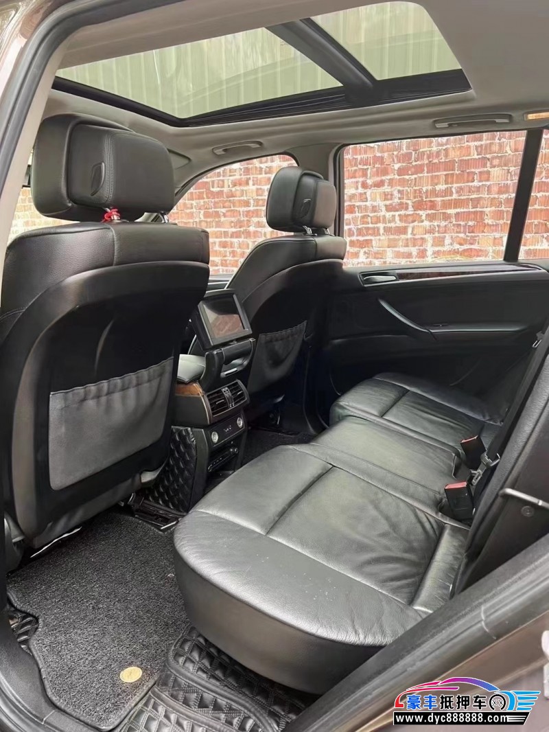 13年宝马X5SUV抵押车出售