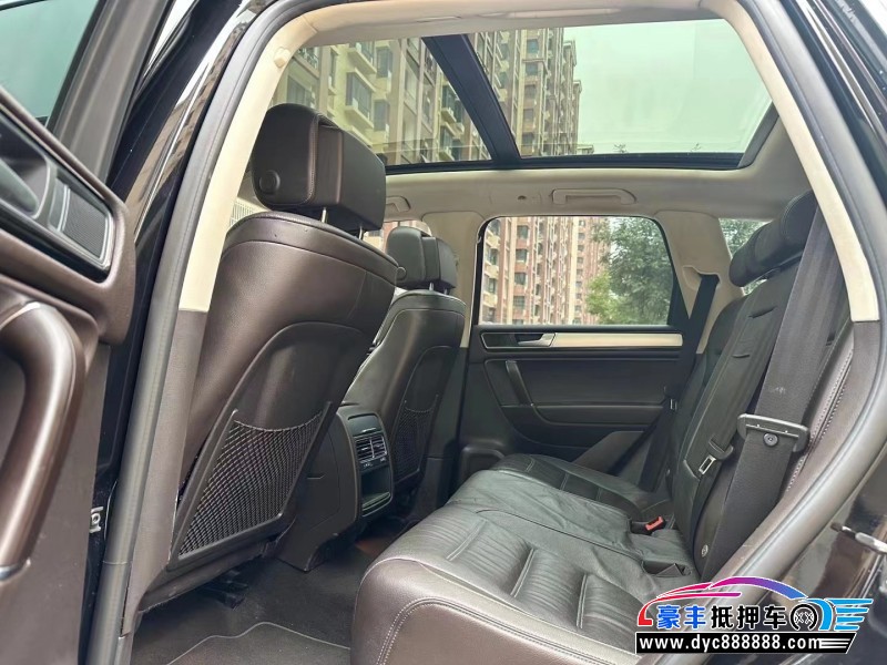 17年大众途锐SUV抵押车出售