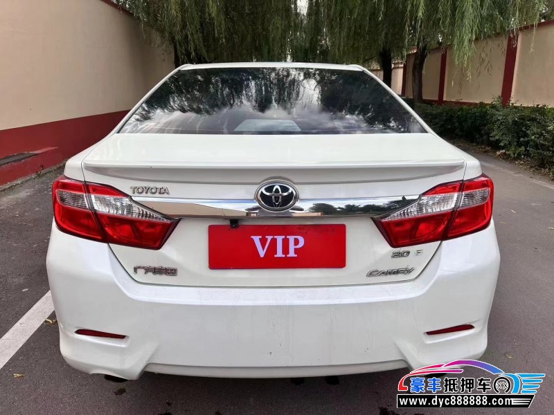 14年丰田凯美瑞轿车抵押车出售