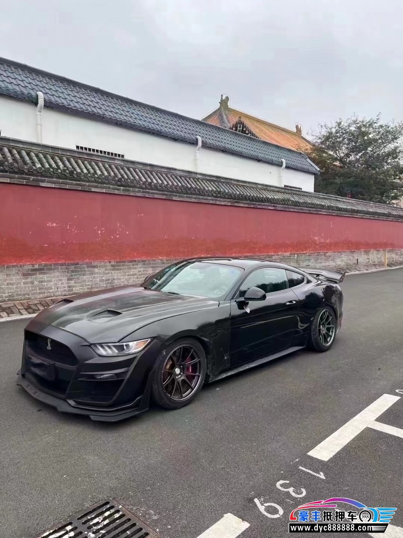 16年福特野马轿车抵押车出售