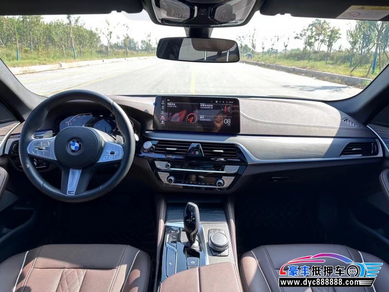 23年宝马5系轿车抵押车出售