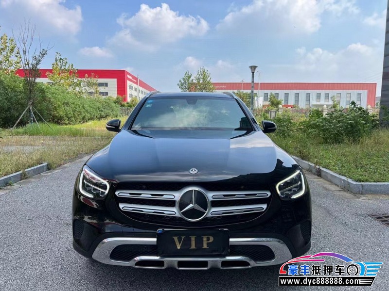19年奔驰GLC轿车抵押车出售