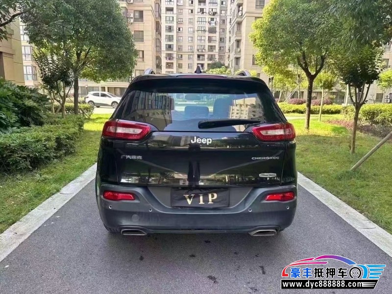 16年Jeep自由光SUV抵押车出售