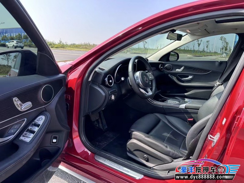 21年奔驰C轿车抵押车出售