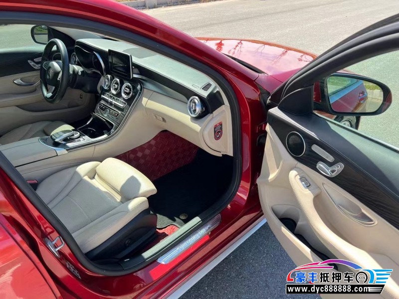 17年奔驰C轿车抵押车出售