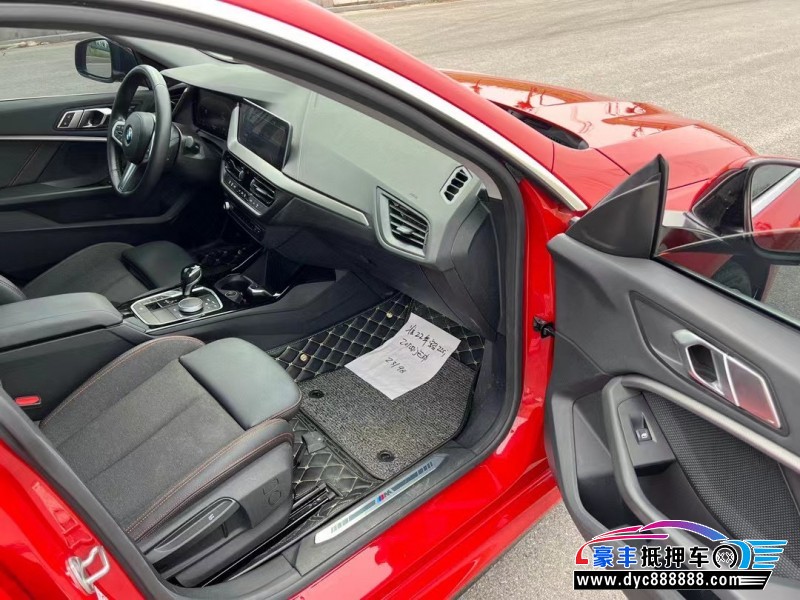 21年宝马2系轿车抵押车出售