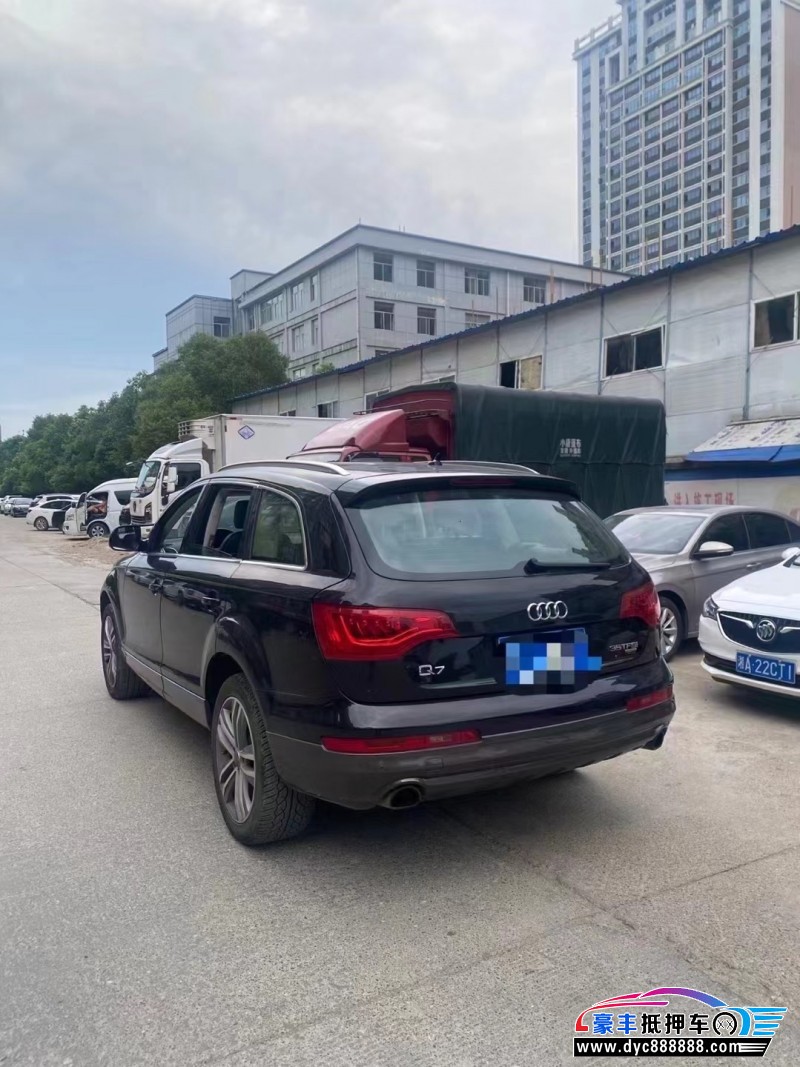14年奥迪Q7轿车抵押车出售