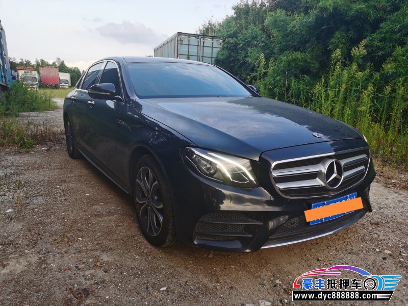 20年奔驰E轿车抵押车出售