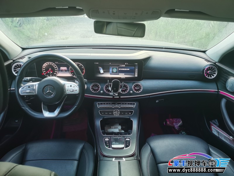 20年奔驰E轿车抵押车出售