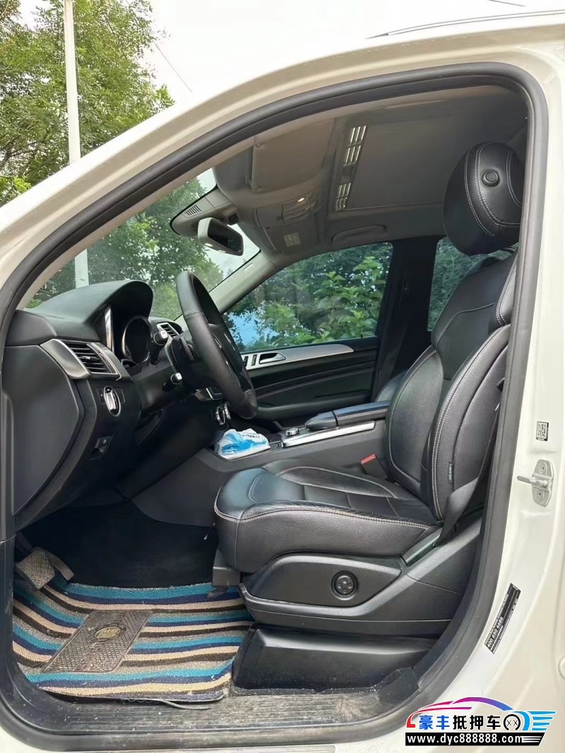 14年奔驰ML轿车抵押车出售