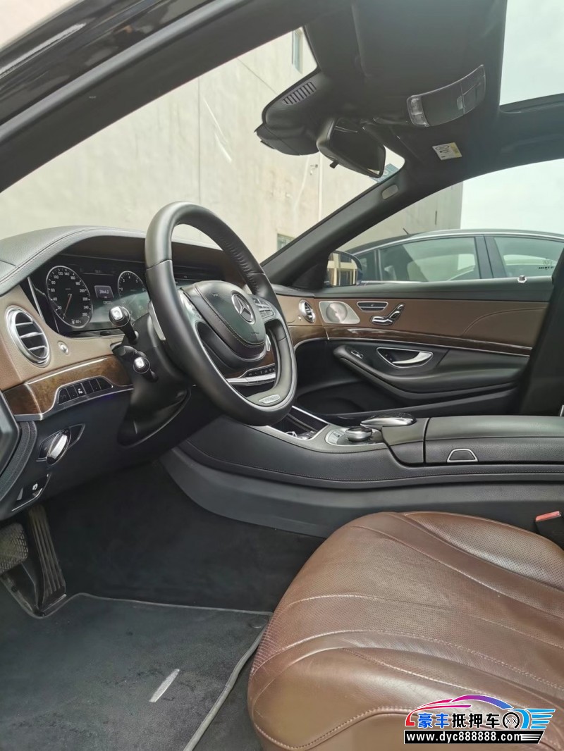 14年奔驰S轿车抵押车出售