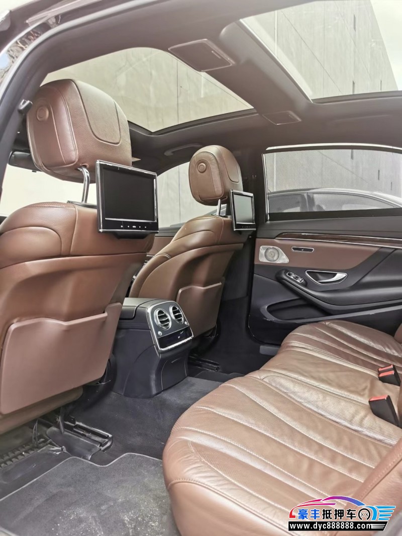 14年奔驰S轿车抵押车出售