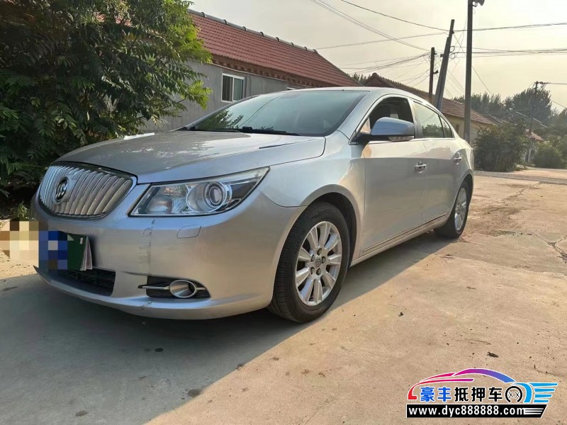 10年别克君越轿车抵押车出售