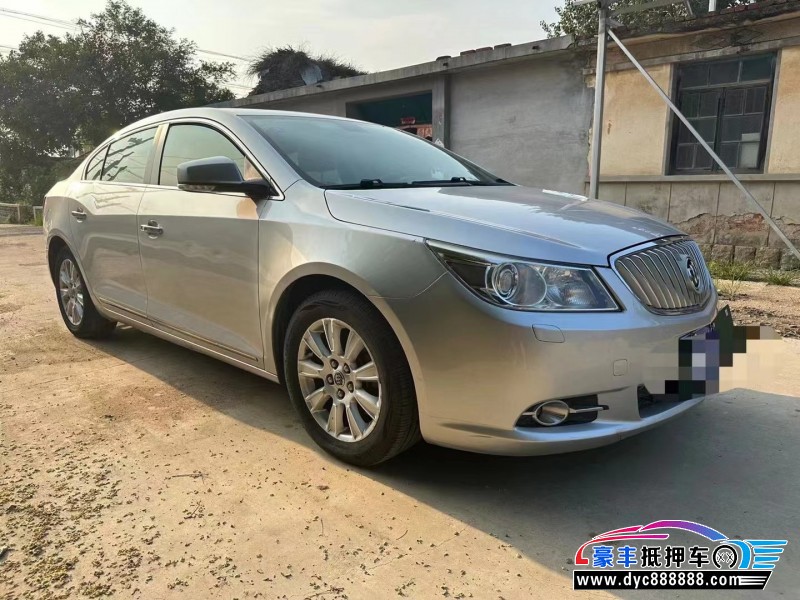 10年别克君越轿车抵押车出售