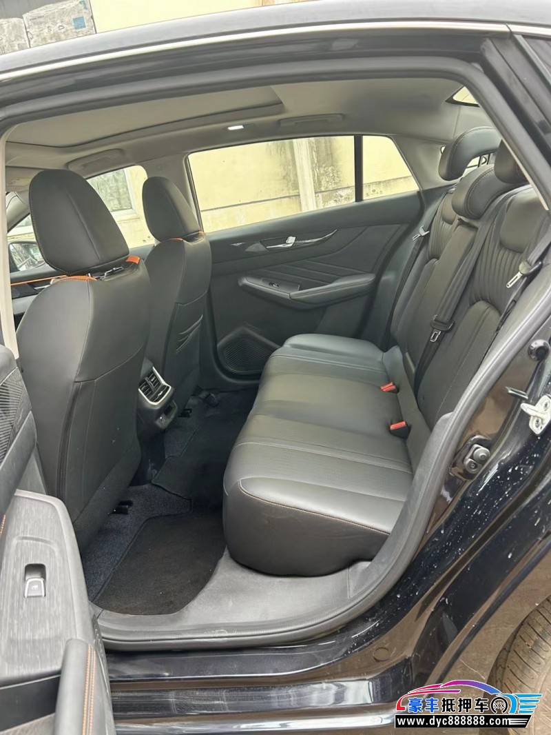 23年东风风神奕炫轿车抵押车出售