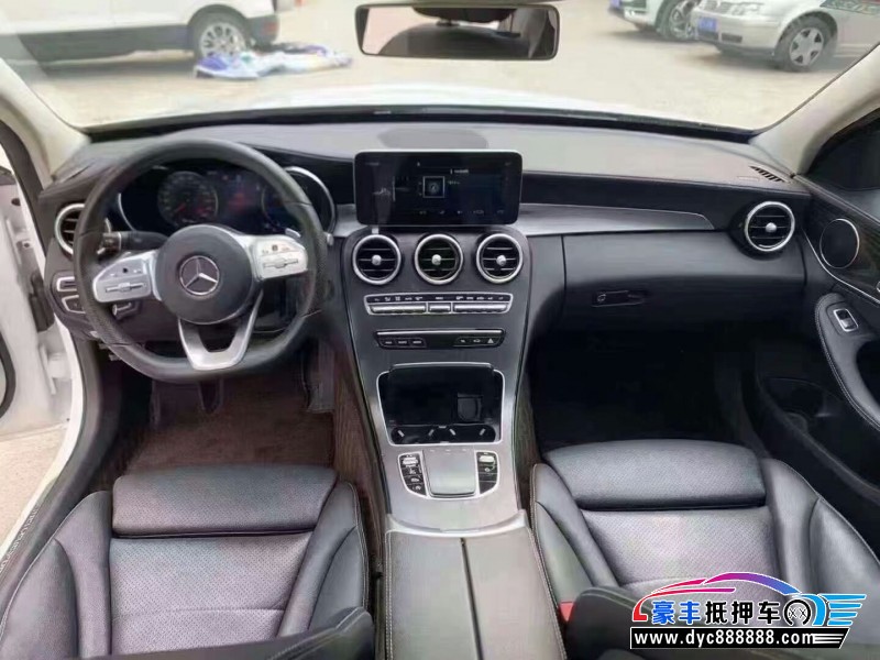 20年奔驰C轿车抵押车出售