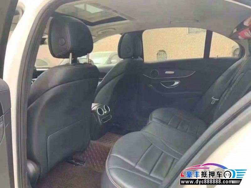 20年奔驰C轿车抵押车出售