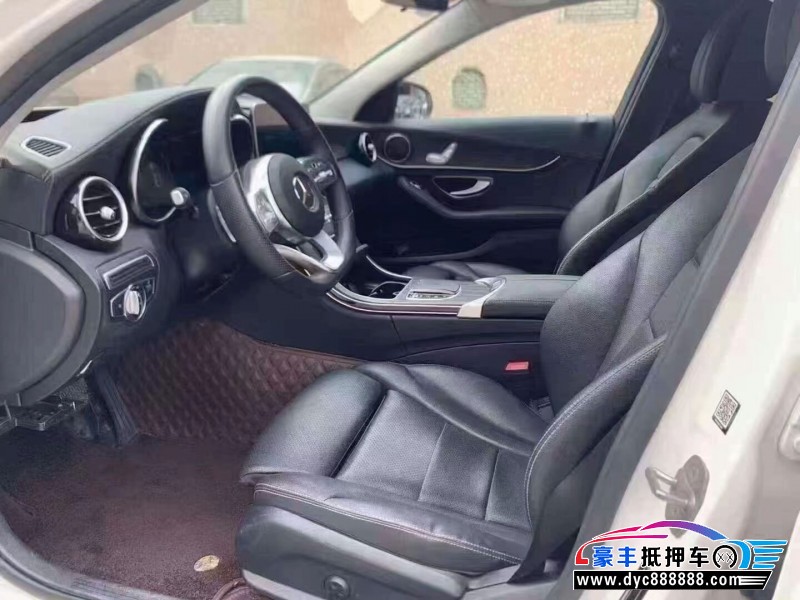 20年奔驰C轿车抵押车出售