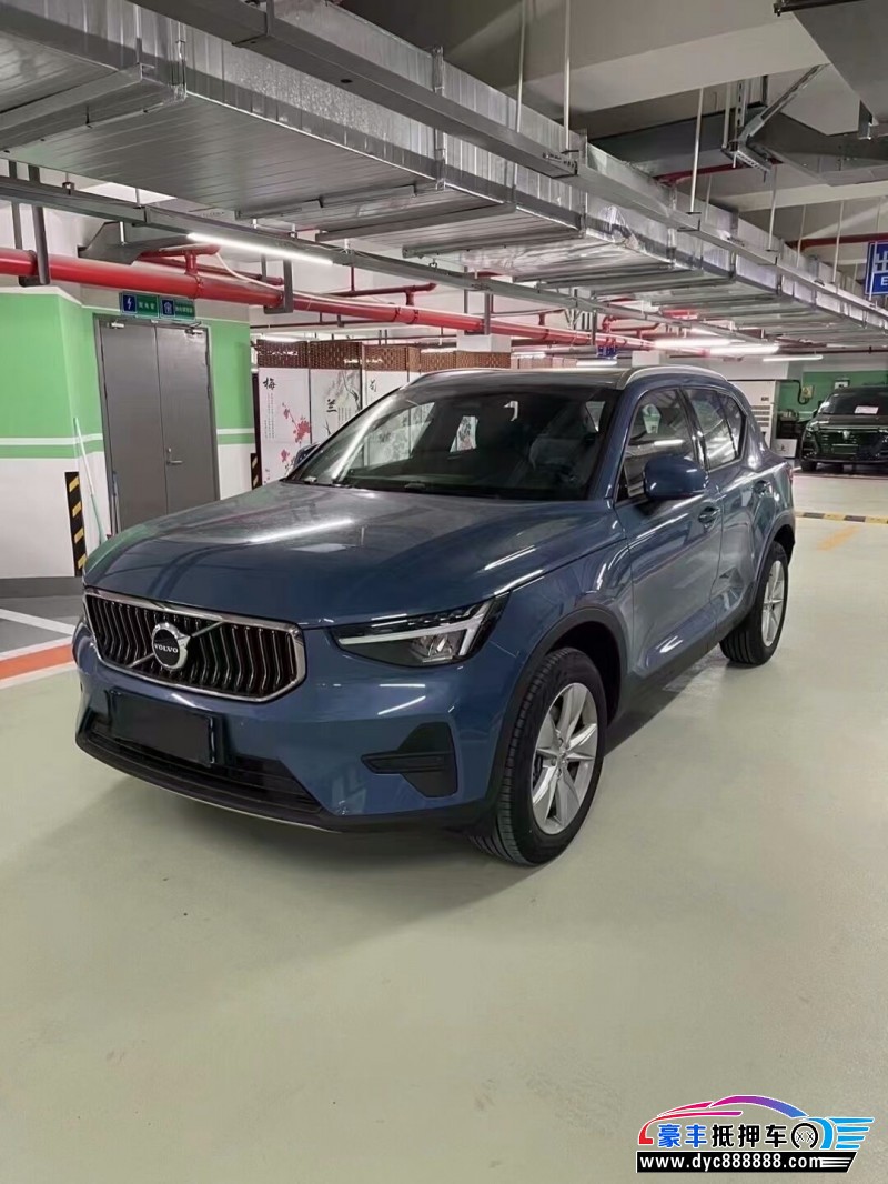 22年沃尔沃XC40轿车抵押车出售