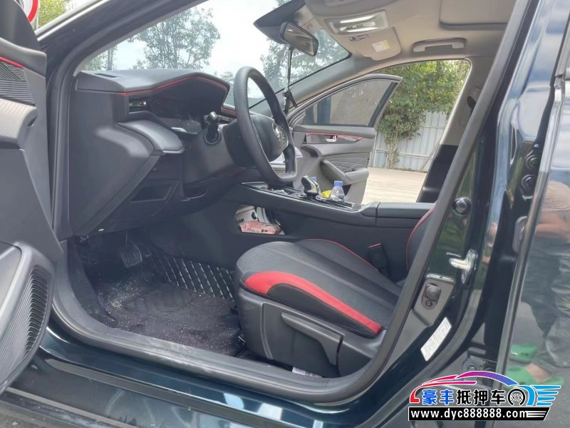 23年东风风神奕炫轿车抵押车出售