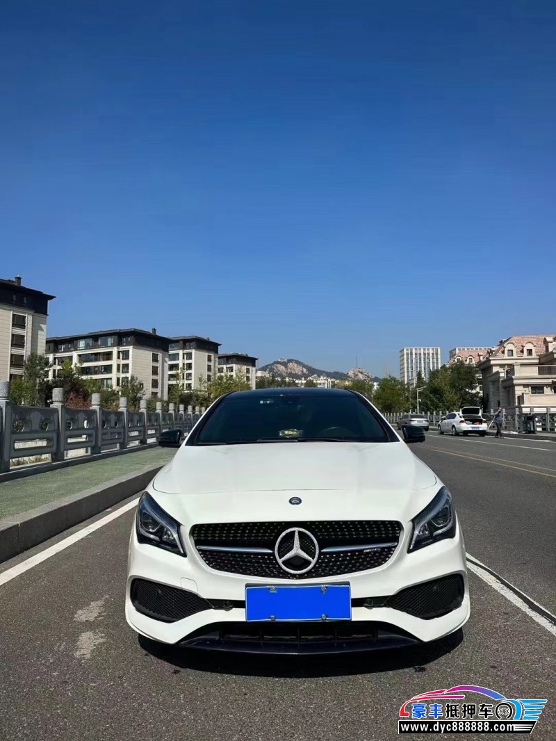 17年奔驰CLA轿车抵押车出售