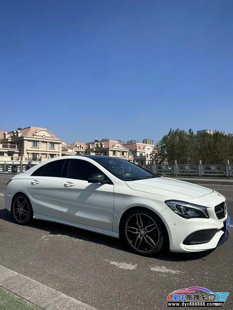 17年奔驰CLA轿车抵押车出售