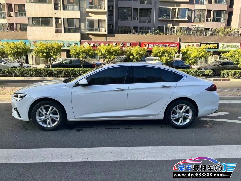 22年别克君威轿车抵押车出售