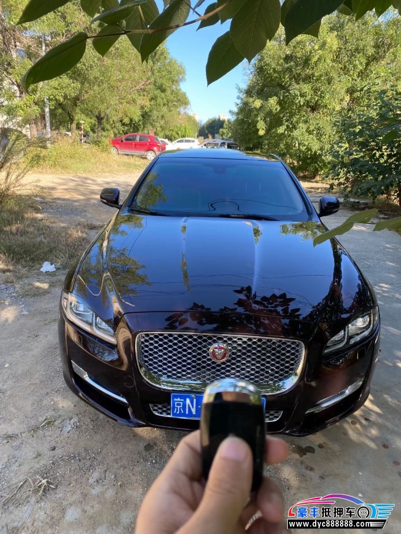 17年捷豹XJ轿车抵押车出售