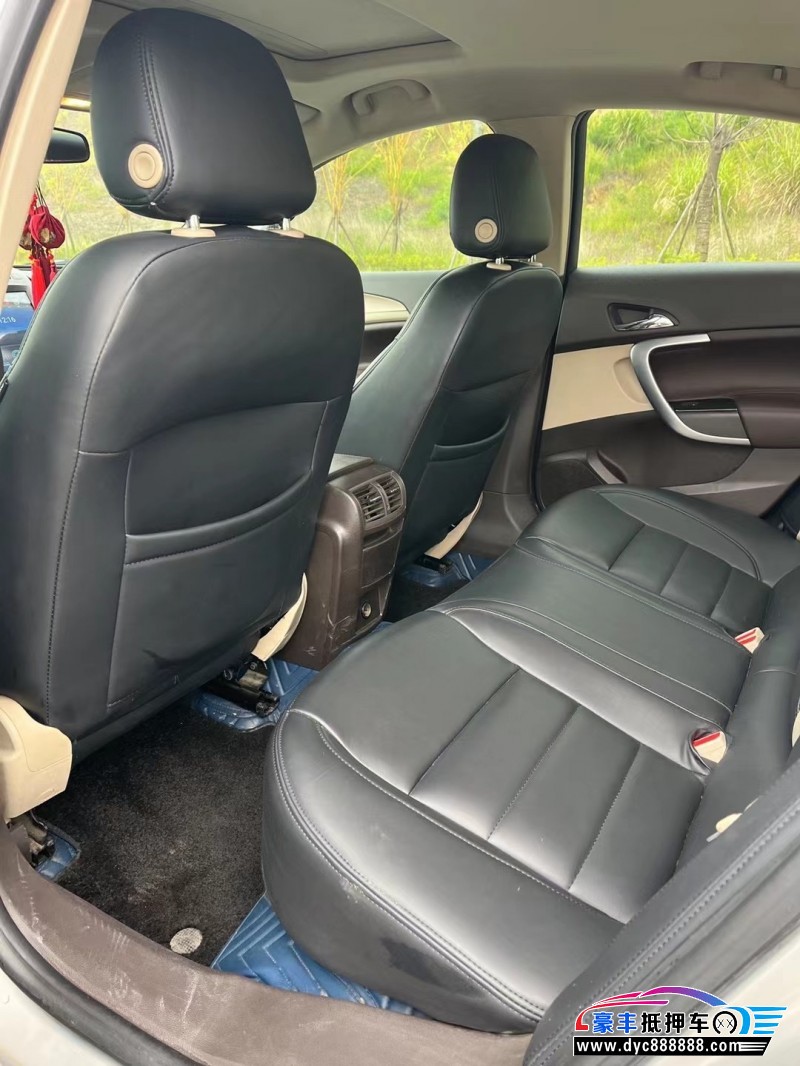 12年别克君威轿车抵押车出售