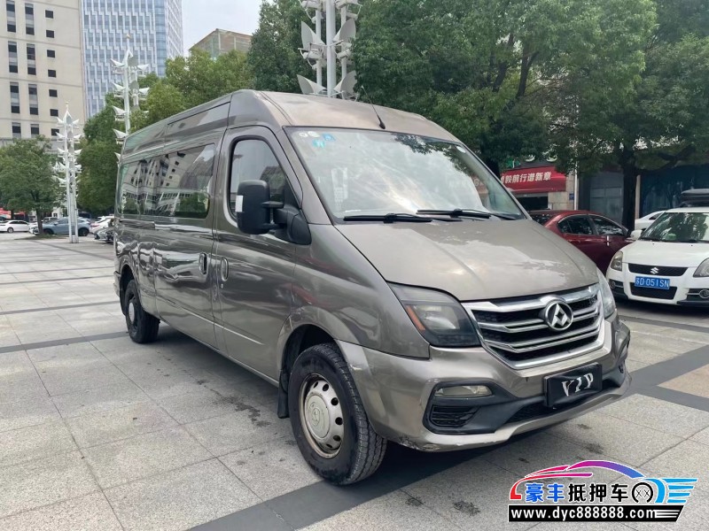 18年上汽大通V80微面抵押车出售