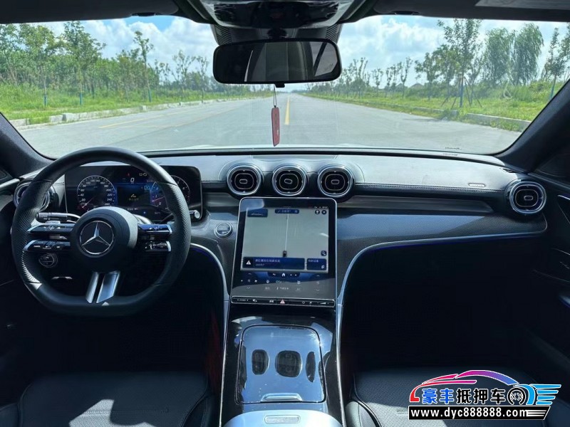 22年奔驰C轿车抵押车出售