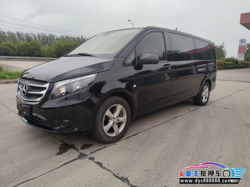 17年奔驰威霆MPV抵押车出售