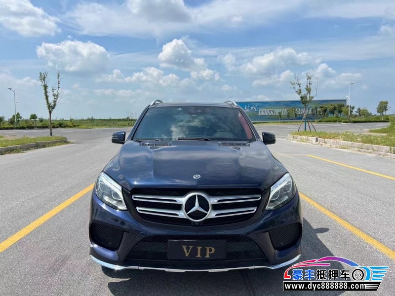 18年奔驰GLE轿车抵押车出售