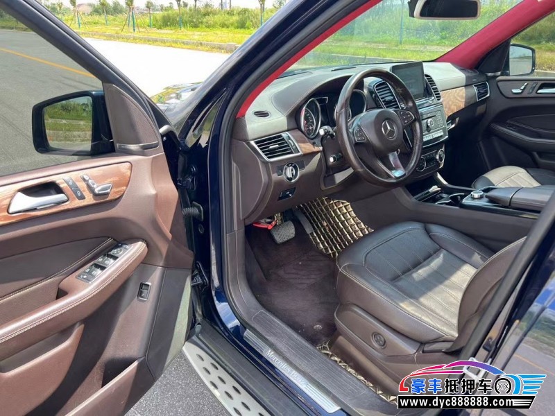 18年奔驰GLE轿车抵押车出售
