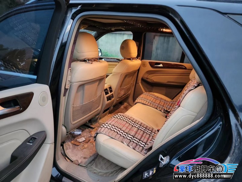 12年奔驰MLSUV抵押车出售